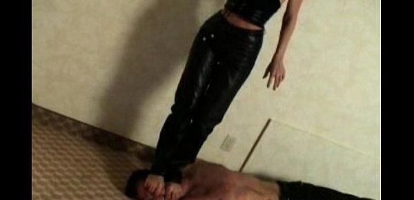  femdom in leatherpants give a cruel lesson